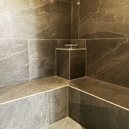 Maison Turenne 酒店