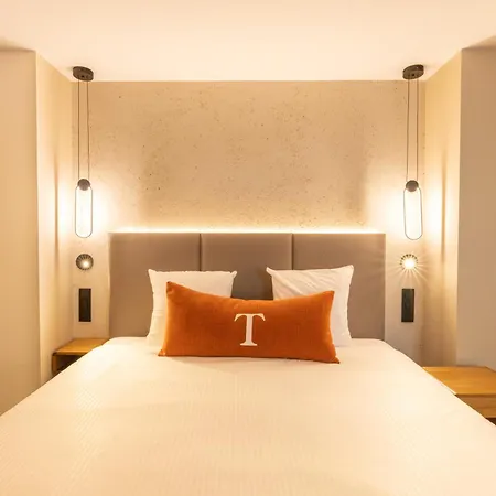 Maison Turenne Hotel