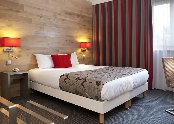 Ξενοδοχείο Maison Turenne 4*